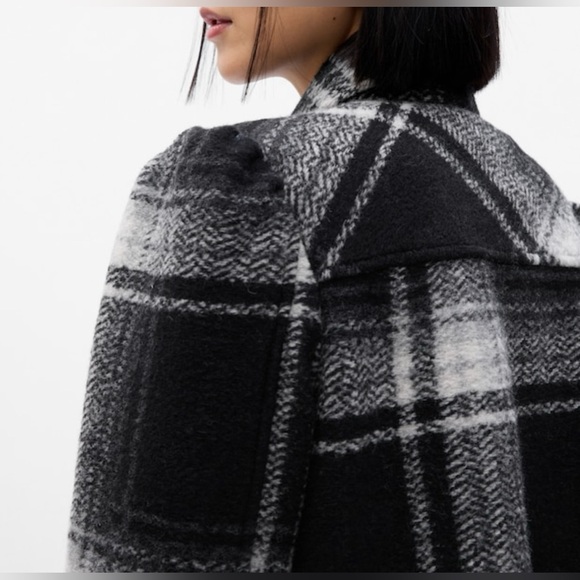 Puff Sleeve Cropped Wool Shirt Jacket - Picture 3 of 4